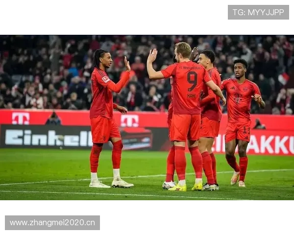 拜仁慕尼黑进攻结构变化：由边路压制转向中路拥堵，球队整体表现面临调整