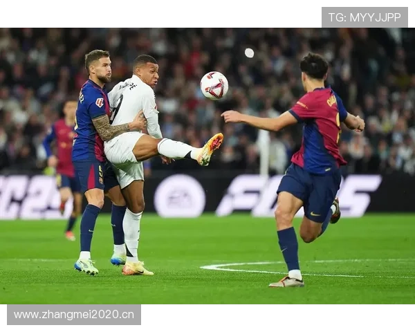 皇马巨星堆叠背景下，进攻平衡性问题逐步反映，球队整体表现面临考验