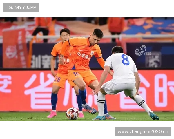 山东泰山越踢节奏越乱,失控背后藏着什么问题? 山东泰山越踢节奏越乱,失控背后藏着什么问题?