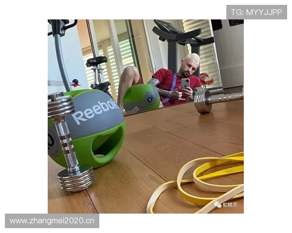 拉菲尼亚家的狗吃的都比我一个月工资高